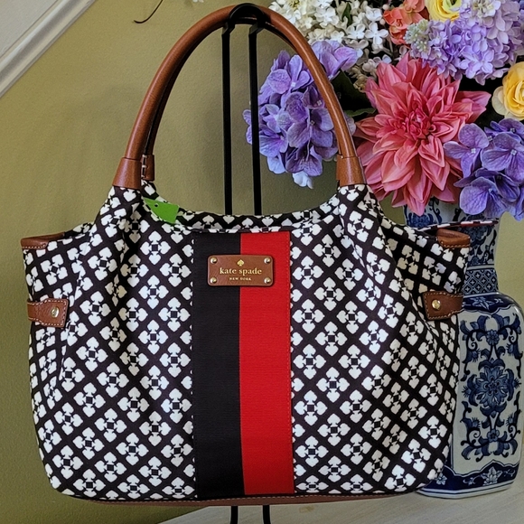 Kate Spade Brown Monochrome Printed Canvas and Leather Stevie Bag - Picture 2 of 16